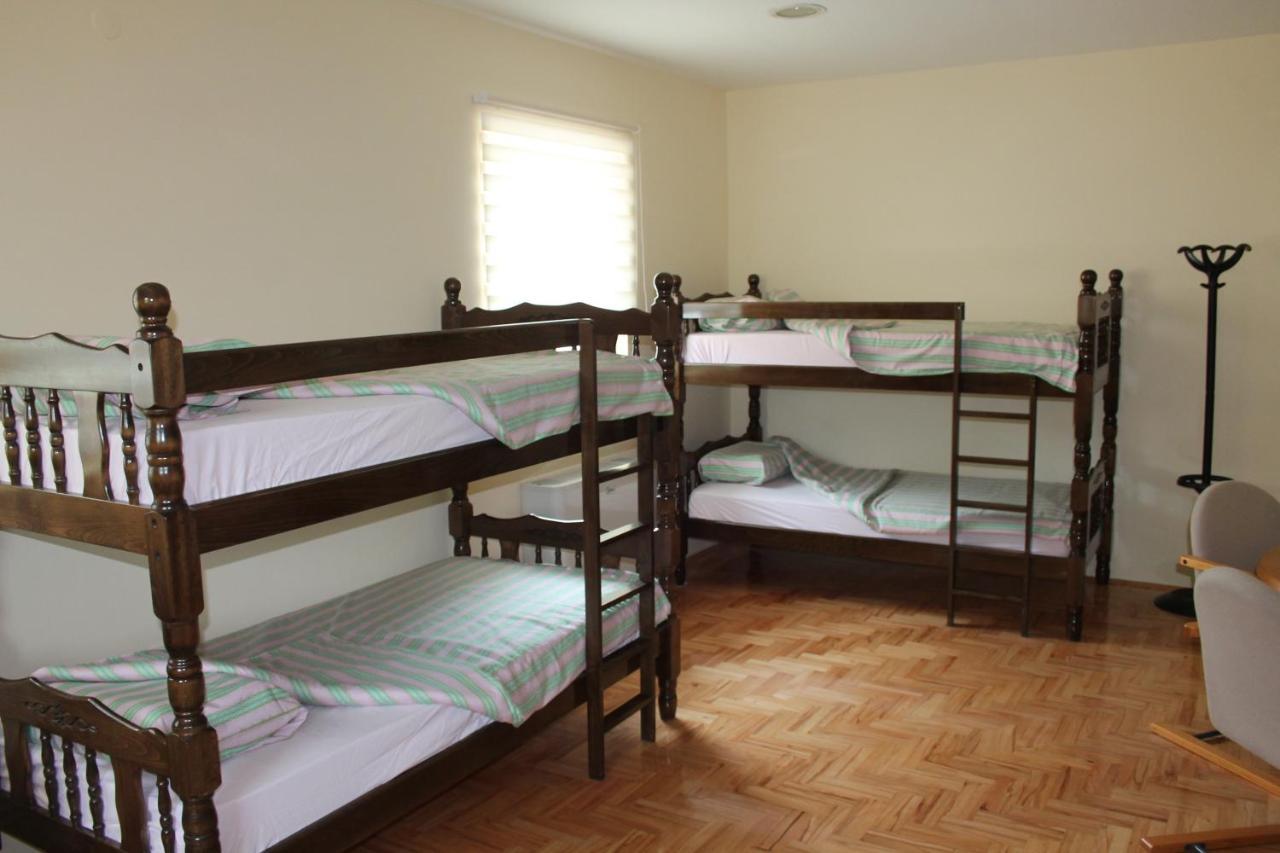 Hostel Teresianum Aleksinac Extérieur photo
