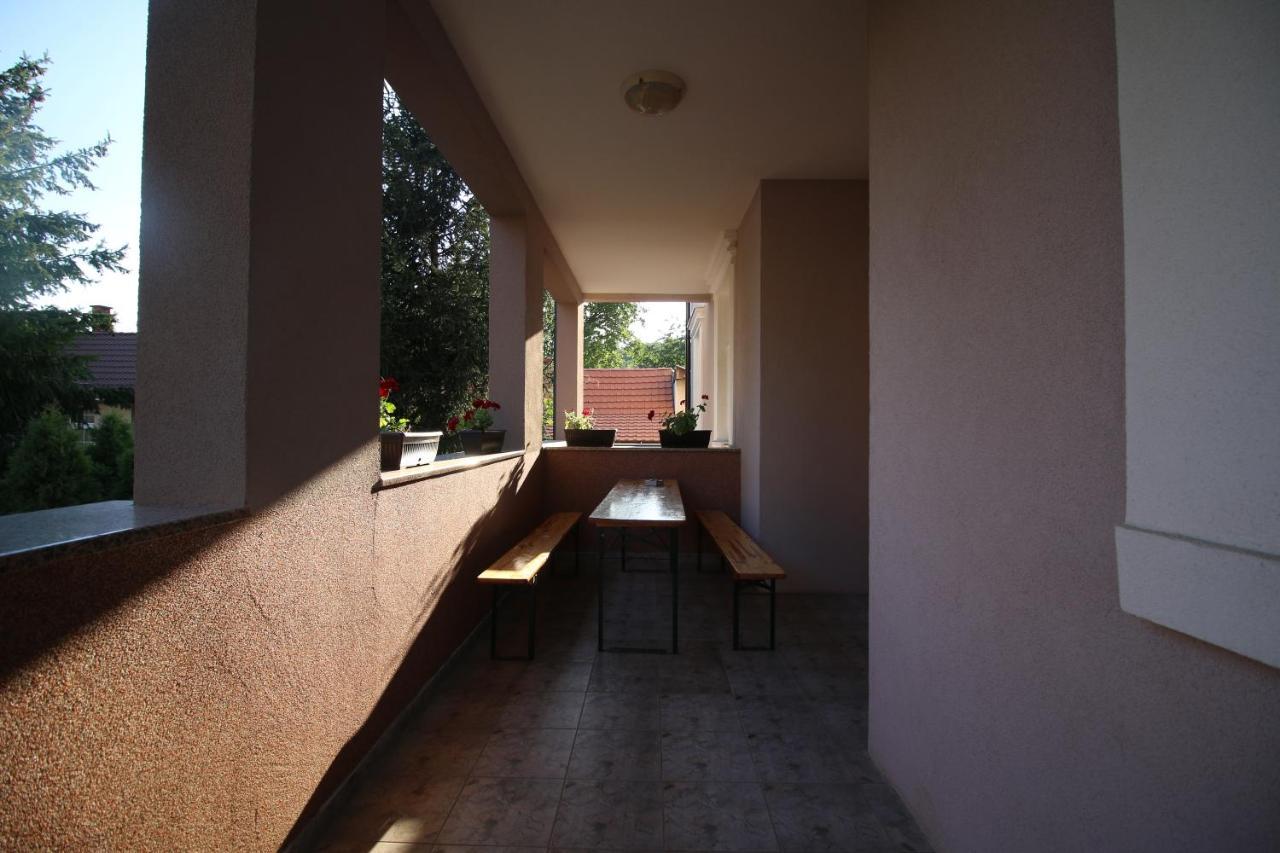 Hostel Teresianum Aleksinac Extérieur photo